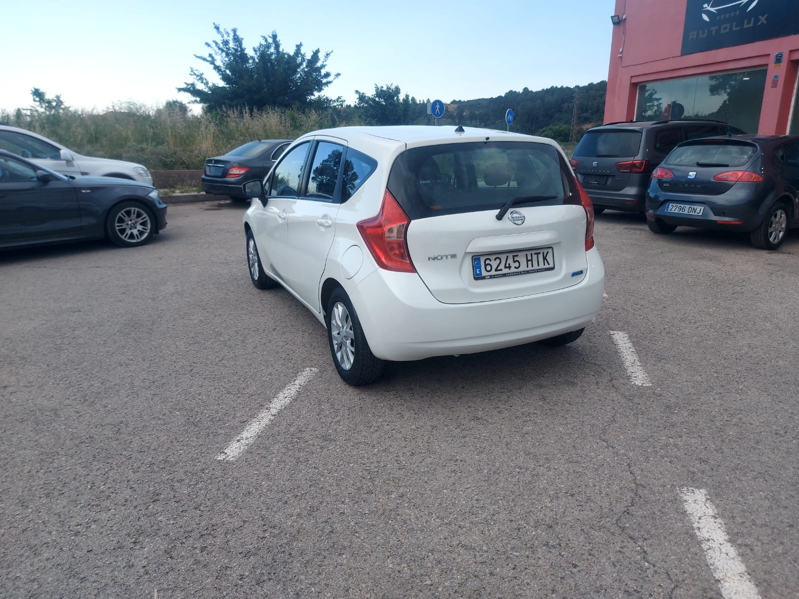 
								Nissan Note full									