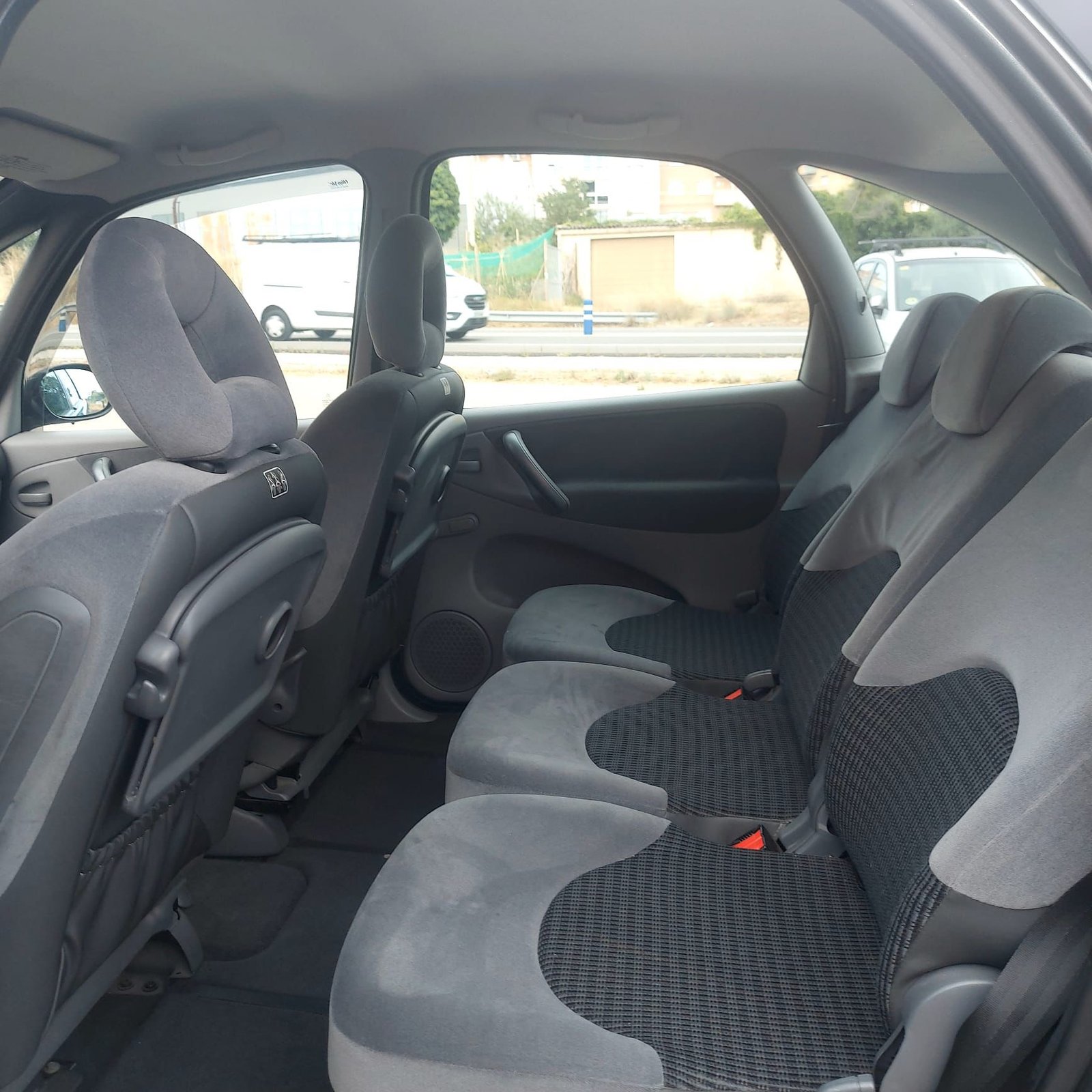 
								Citroen xsara Picasso full									