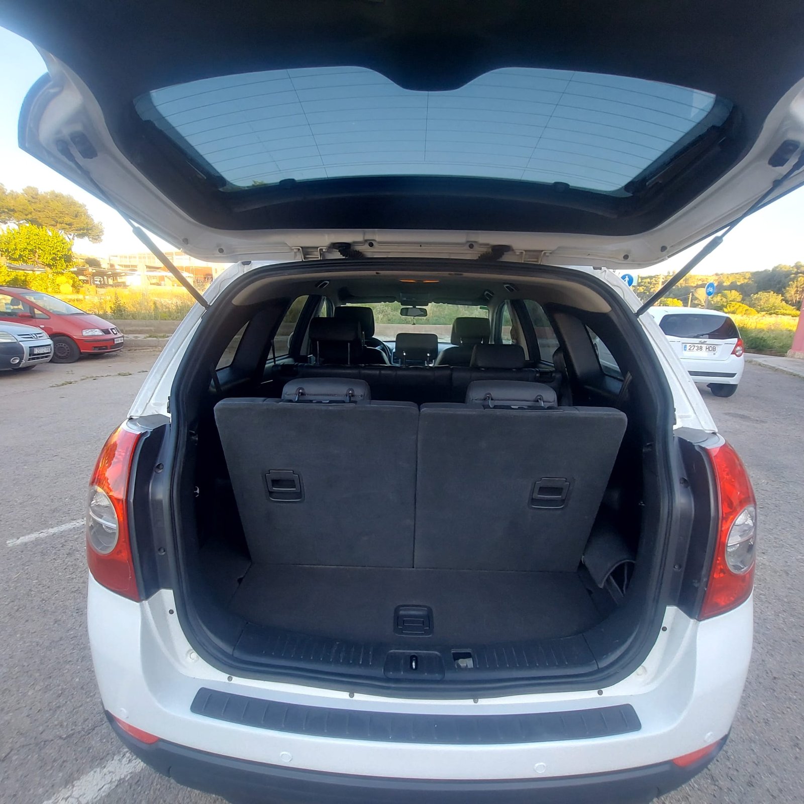 
								Chevrolet Captiva full									