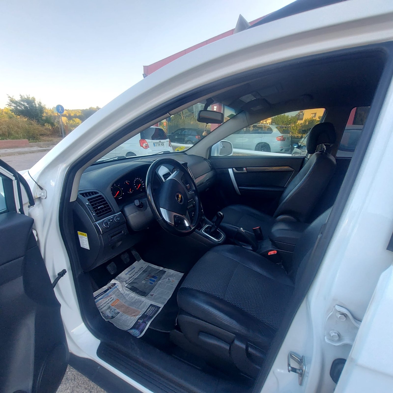 
								Chevrolet Captiva full									