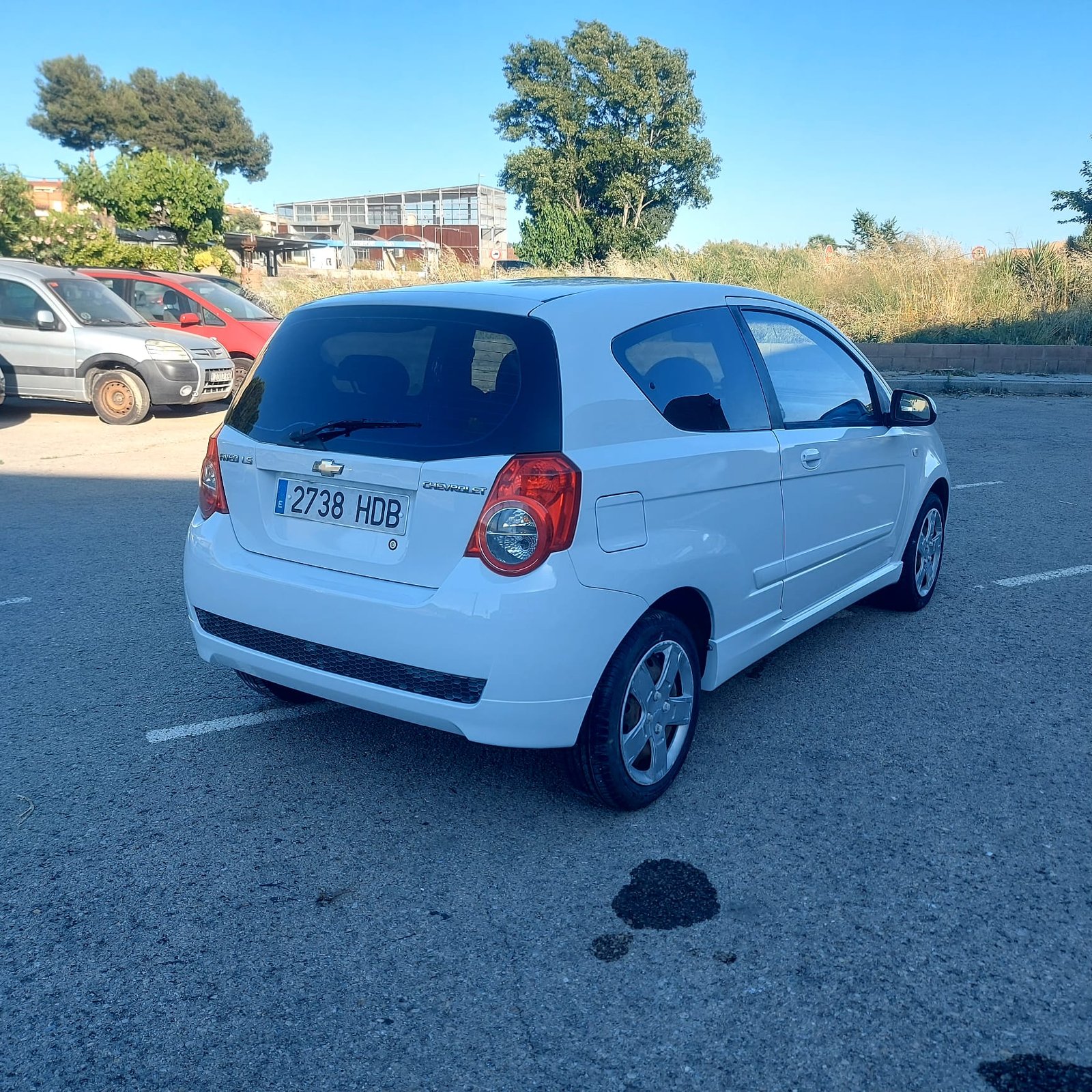 
								Chevrolet Aveo LS full									