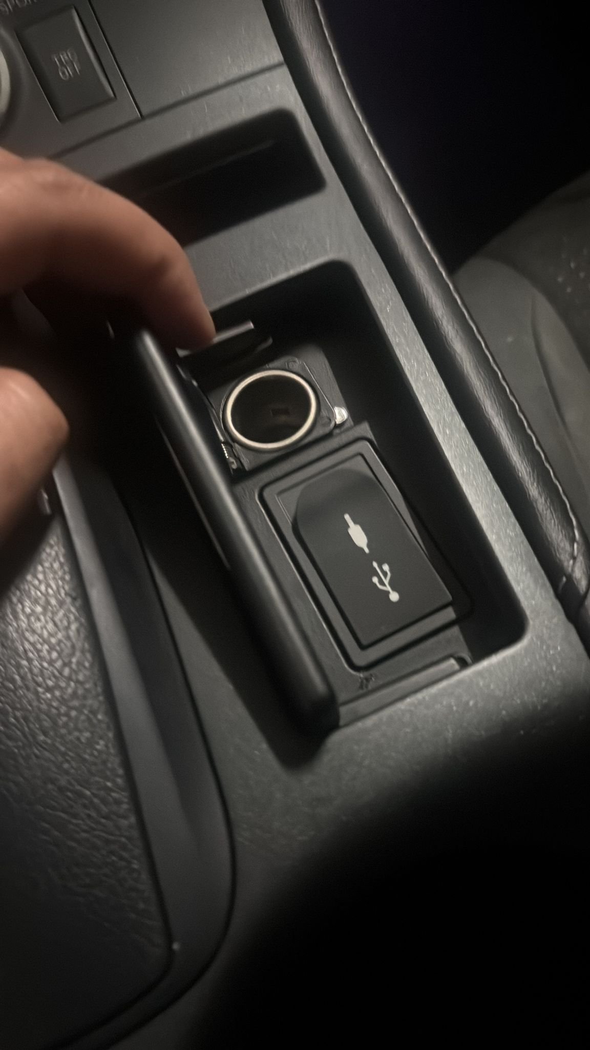 
								Volkswagen Polo full									