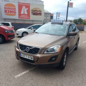 Volvo XC60. D5