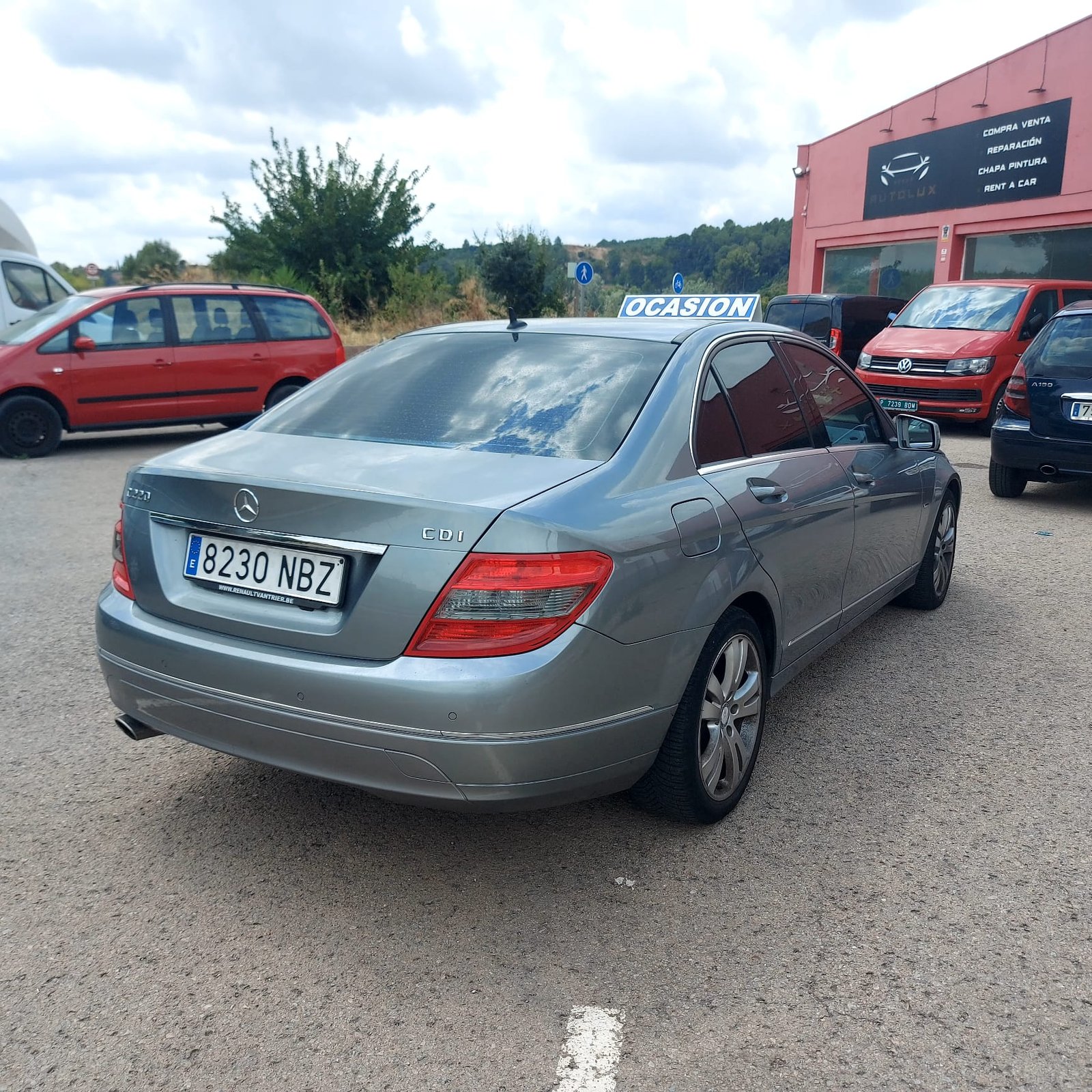 
								Mercedes c 220 full									